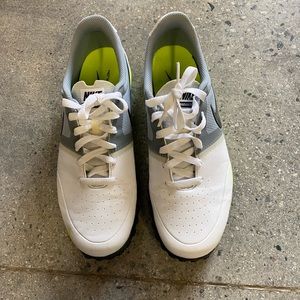 Nike Lunar Mont Royal Spikeless Golf Shoes